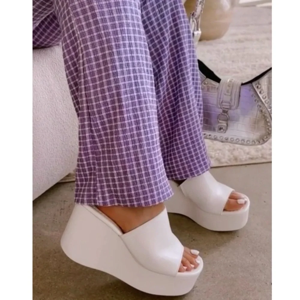 White Wide Band Platform Slip On Sandals - Picture 1 of 8